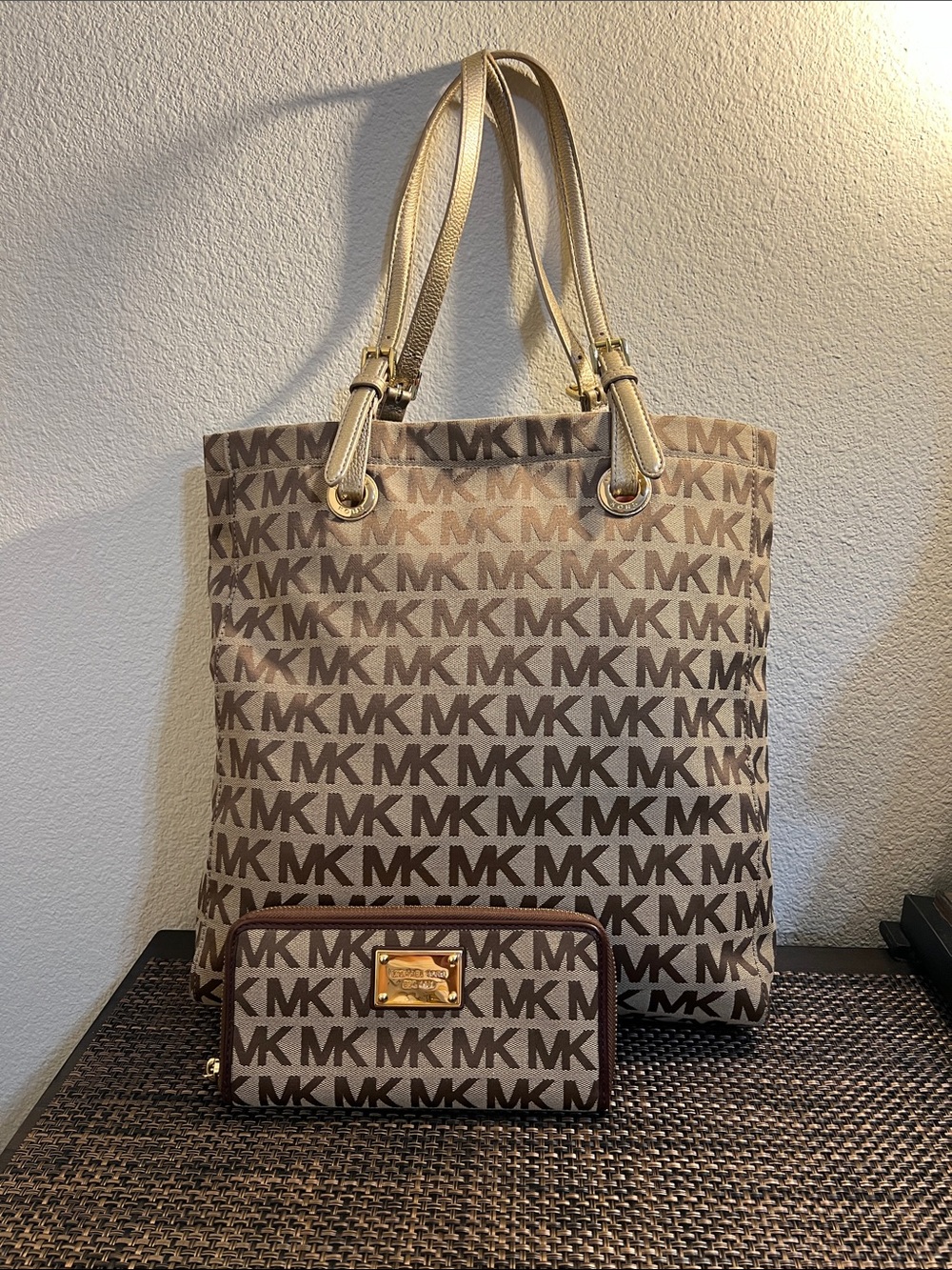 Michael Kors Beige/Brown Signature MK Tote with Matching Wallet